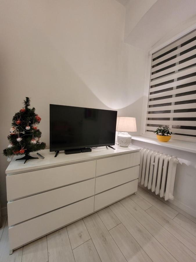 Boleslaviaapartments - Apartament Antonella ブンツラウ エクステリア 写真
