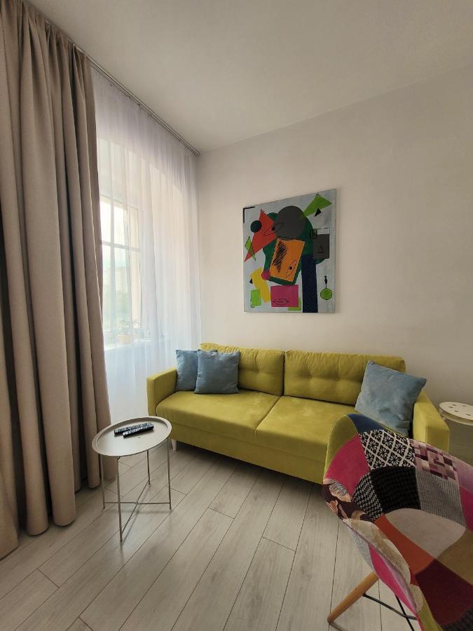 Boleslaviaapartments - Apartament Antonella ブンツラウ エクステリア 写真