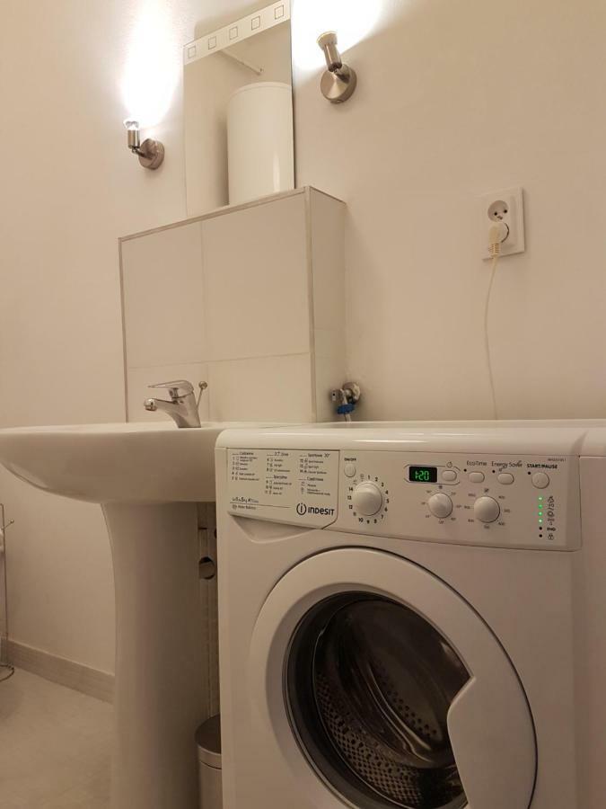 Boleslaviaapartments - Apartament Antonella ブンツラウ エクステリア 写真
