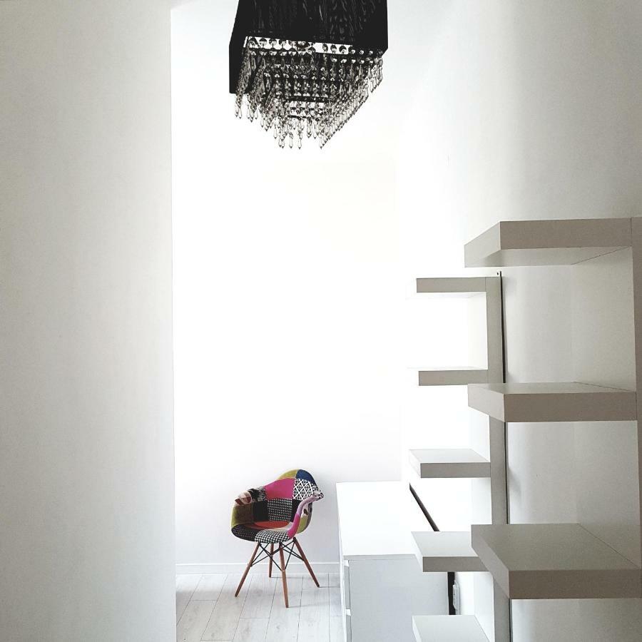 Boleslaviaapartments - Apartament Antonella ブンツラウ エクステリア 写真